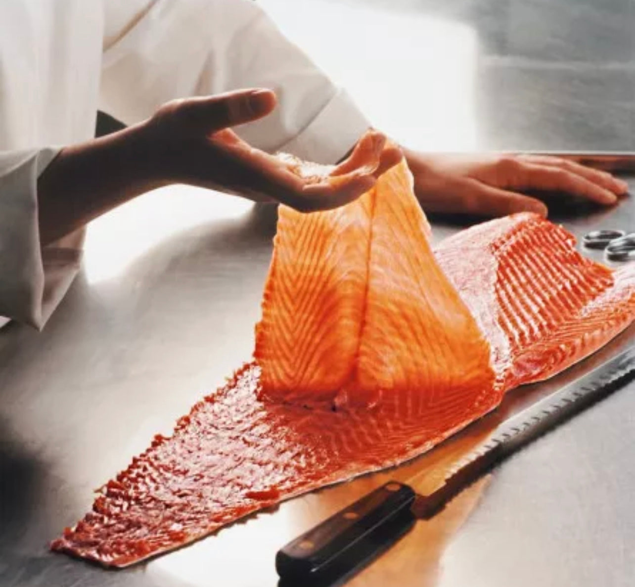 Saumon fumé de Norvège tranché main LE BORVO ±1,75kg