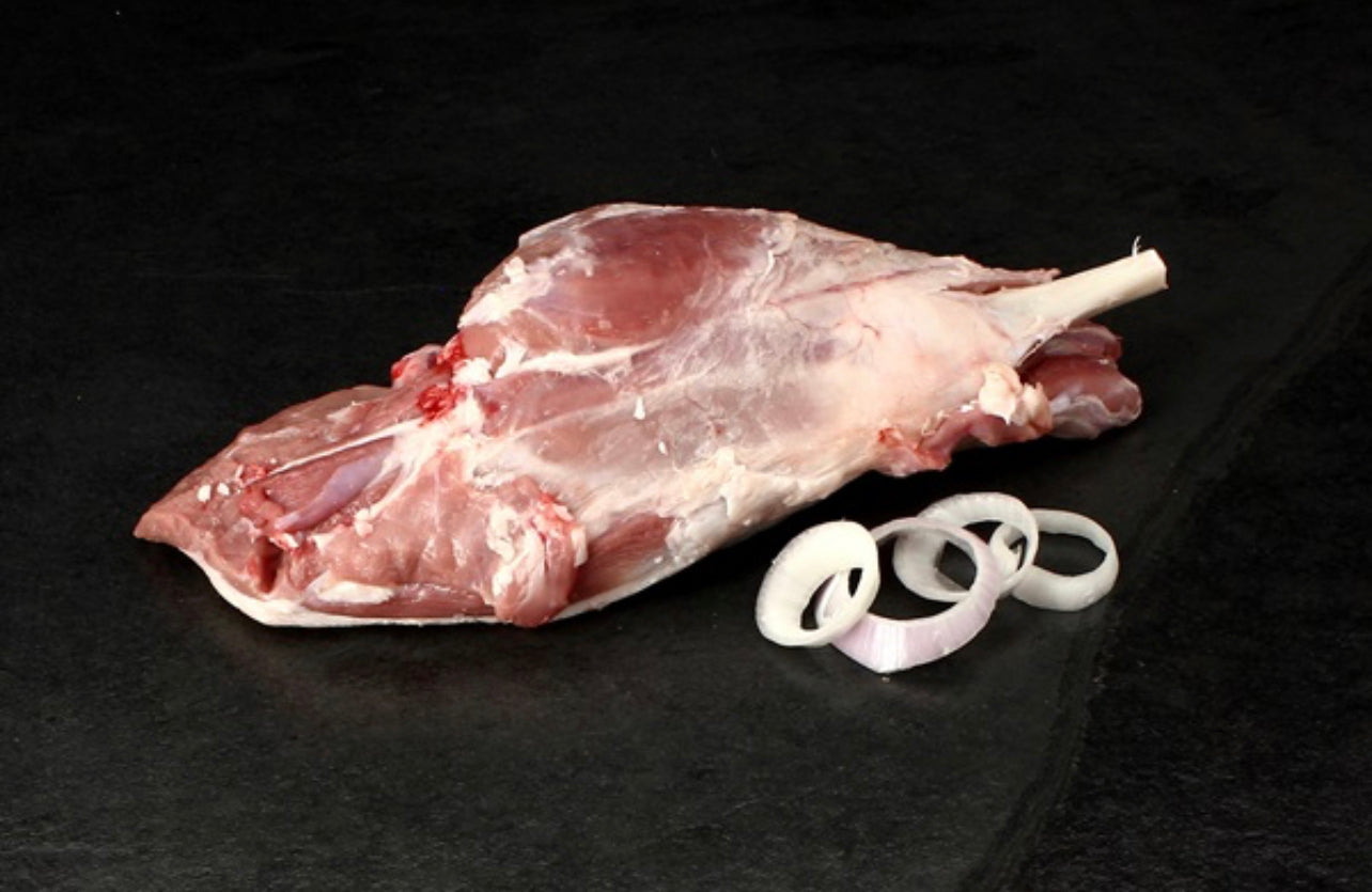 Pierna de cordero lechal del Pirineo Etiqueta IGP Roja +/-1,2kg