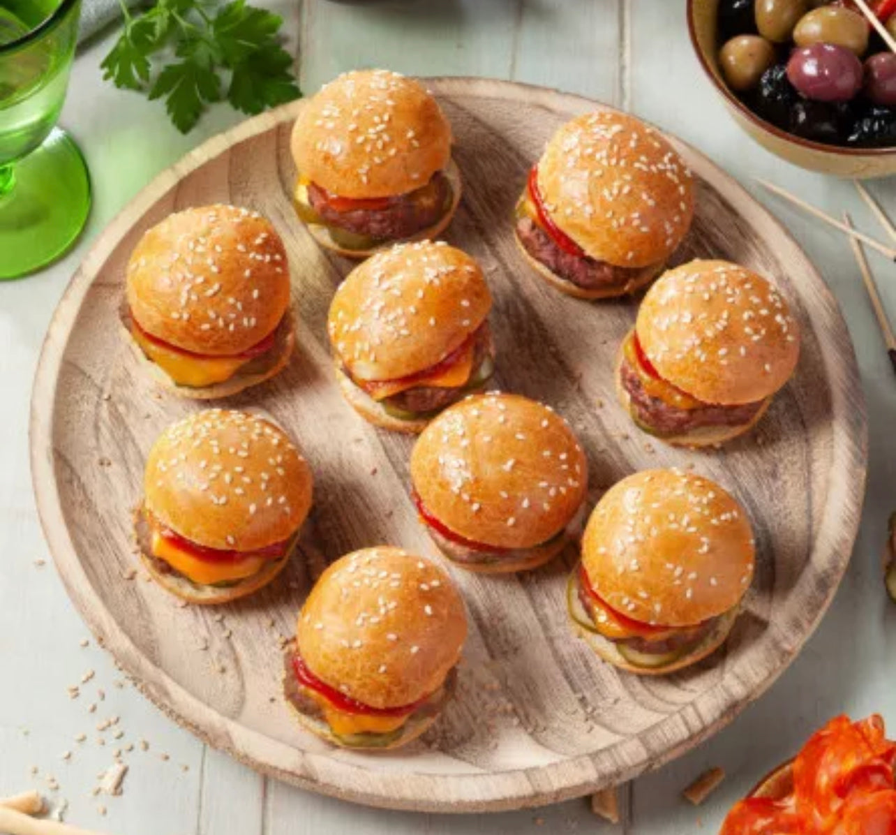 Mini cheese &amp; bacon duo burgers x10 ±420g