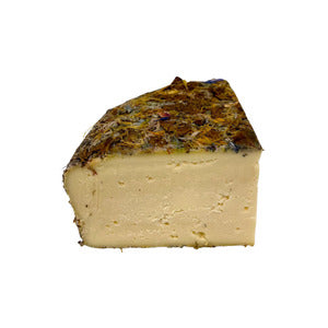 Tommette de granja con flores elaboradas con leche cruda de los Vosgos