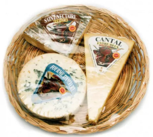 Platter of 3 Auvergne AOP cheeses - 1kg