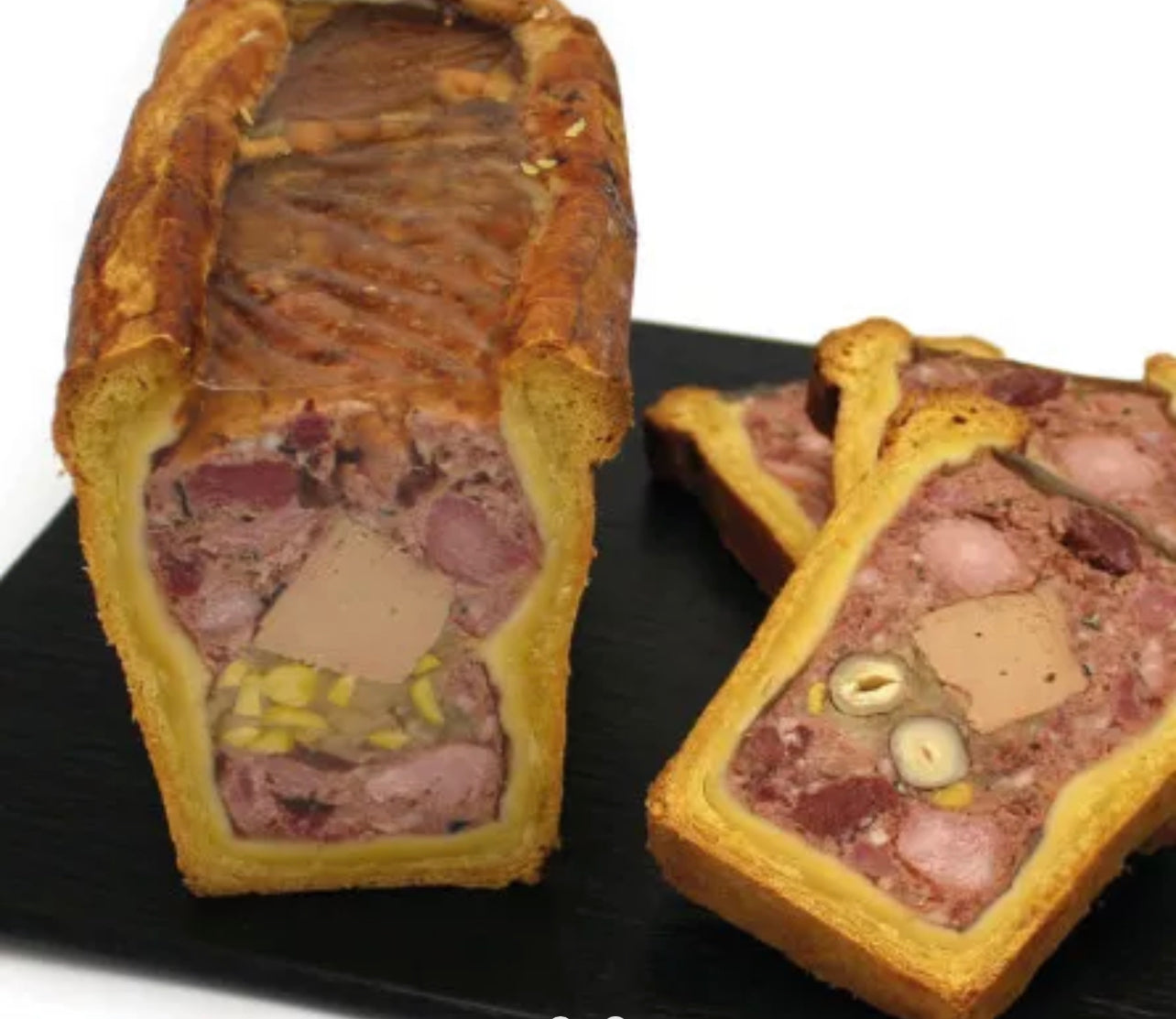 ✨ Demi Pâté en croûte de cerf aux pommes vertes et noisettes ±2,3kg✨