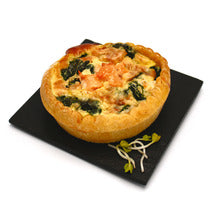 Salmon and spinach quiche 12x150g