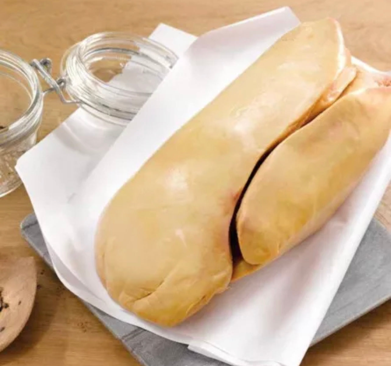 Foie gras de canard cru déveiné (troussé papier) ±350g